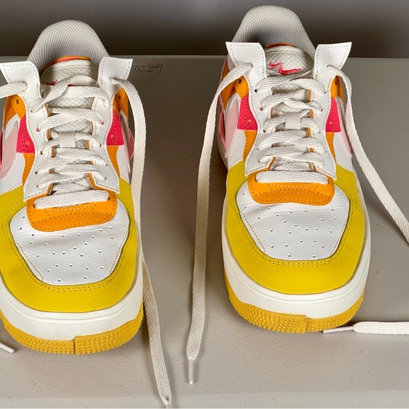 Nike Women's Air Force Fontanka Summit White/Hyper Pink (DX2675